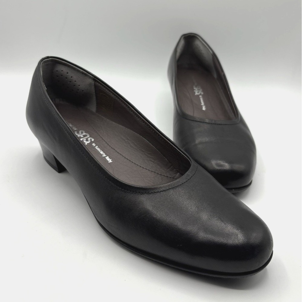 SAS Regina Pump Shoe Women's Size 8 Black Leather Slip On Heel‎